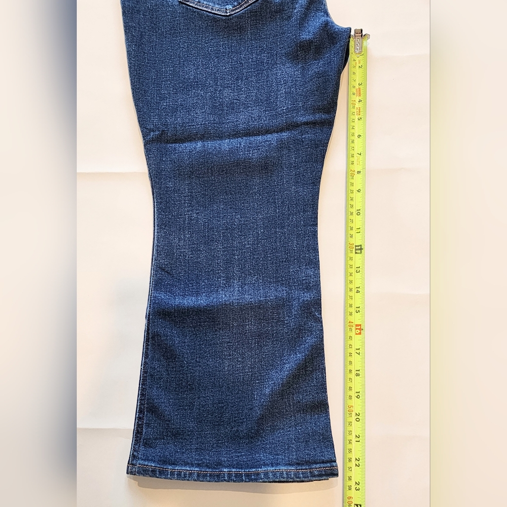 Old Navy Women's High Rise Vintage Flare Blue Jeans Size 14 - Picture 4 of 4